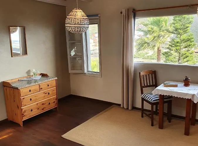 Mariposas Apartament *